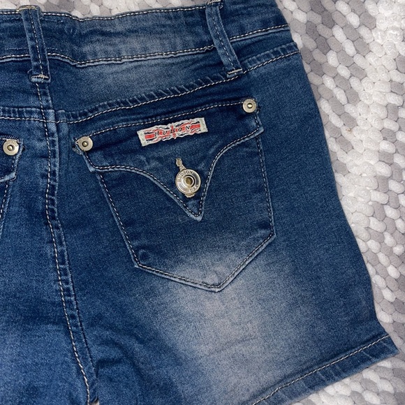 Girls Hudson Distressed Jean Shorts. Adjustable Waist. Size 16 Great Condition!! - Picture 8 of 9